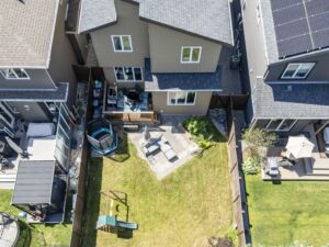 2469 Ware Crescent