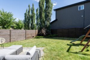 2469 Ware Crescent