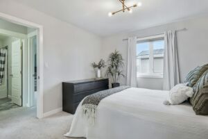 2469 Ware Crescent