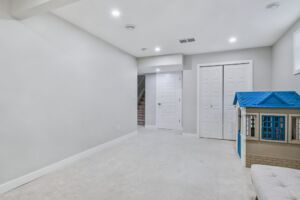 2469 Ware Crescent