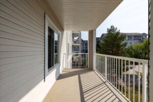 Spacious wraparound patio with lovely views in Larkspur condo