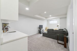 1032 Berg place